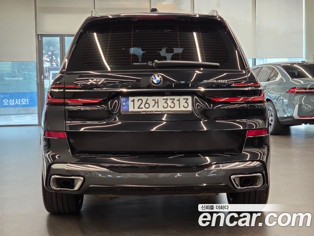BMW X7 xDrive 40i M Sport 6STR — пробег 16 764 км — фото 4 из 5