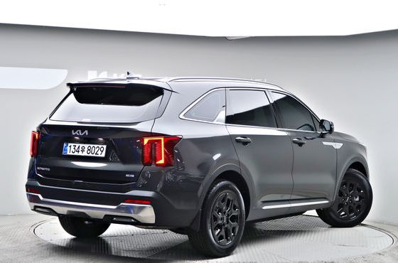 Kia Sorento HEV 1.6 2WD Signature — пробег 1 544 км — фото 2 из 5