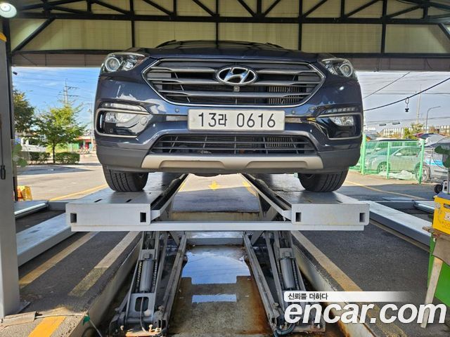 Hyundai Santafe Diesel 2.0 2WD Exclusive — пробег 187 639 км — фото 1 из 2