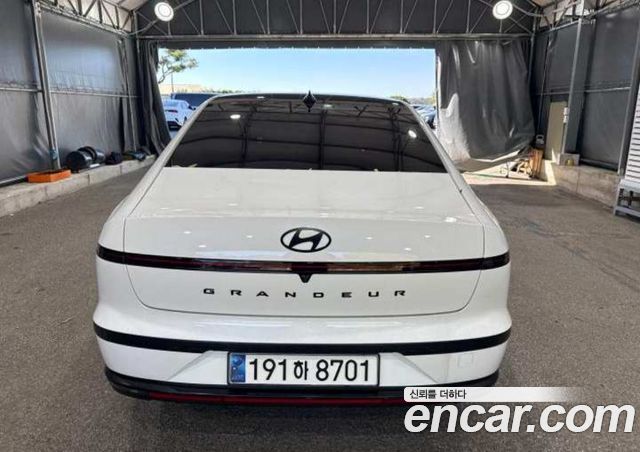 Hyundai Grandeur Calligraphy — пробег 110 500 км — фото 3 из 5