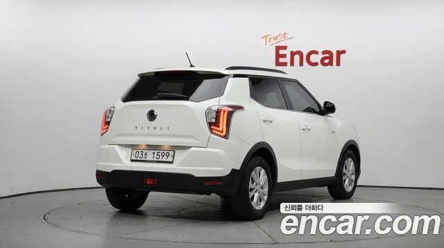 Ssangyong TIBOLI Gasoline 1.5 2WD V3 — пробег 72 799 км — фото 2 из 5