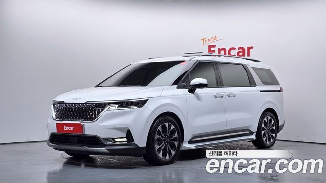 Kia Carnival Gasoline 7-Seater Signature — пробег 26 146 км — фото 1 из 5