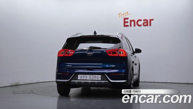 Kia Niro из Кореи Encar
