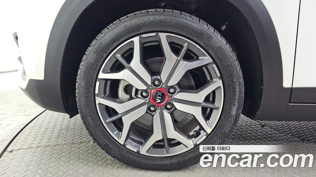 Kia Seltos из Кореи Encar