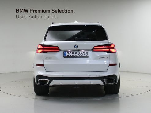BMW X5 xDrive 40i M Sport — пробег 8 908 км — фото 3 из 5