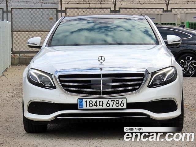 Mercedes-Benz E-Class из Кореи Encar