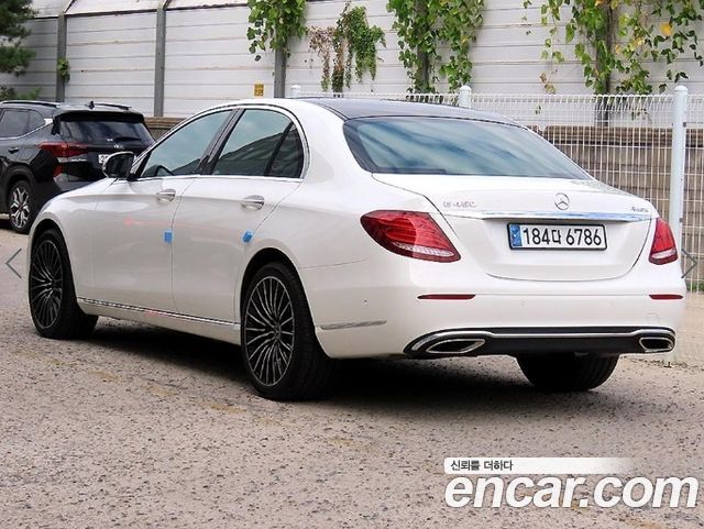 Mercedes-Benz E-Class из Кореи Encar