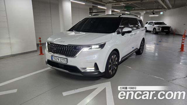 Kia Carnival Diesel 9-Seater Signature — пробег 58 000 км — фото 1 из 5
