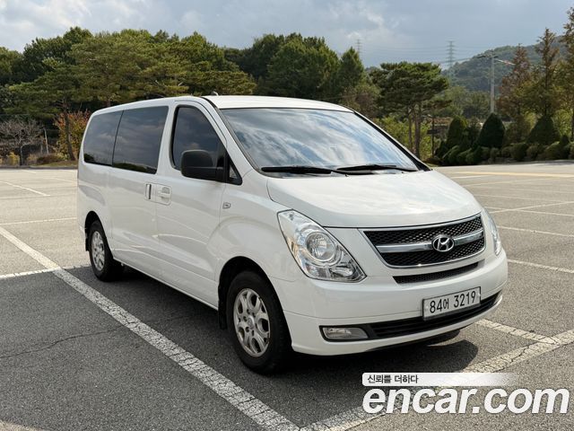 Hyundai Starex 3-Seater VAN CVX Luxury — пробег 255 692 км — фото 2 из 5