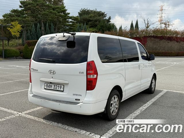 Hyundai Starex 3-Seater VAN CVX Luxury — пробег 255 692 км — фото 4 из 5