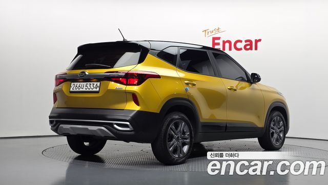 Kia Seltos из Кореи Encar