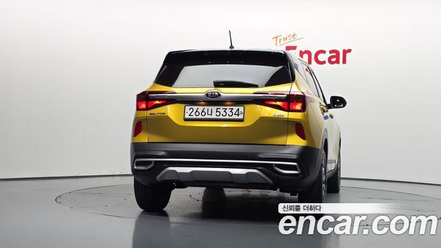 Kia Seltos из Кореи Encar