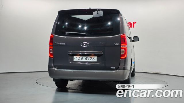 Hyundai Starex 4WD Urban 9-Seater Exclusive — пробег 60 506 км — фото 4 из 5