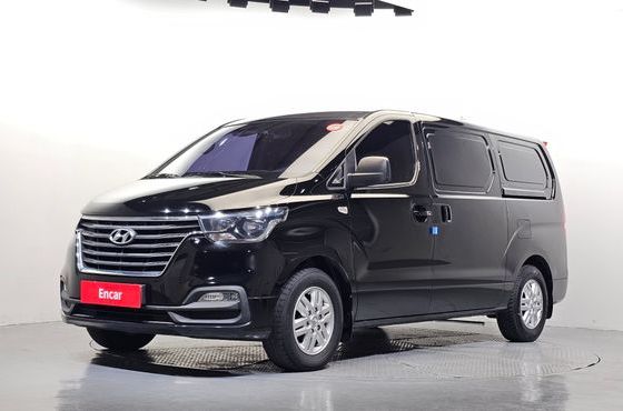 Hyundai Starex Van 3-Seater Smart — пробег 198 574 км — фото 1 из 5