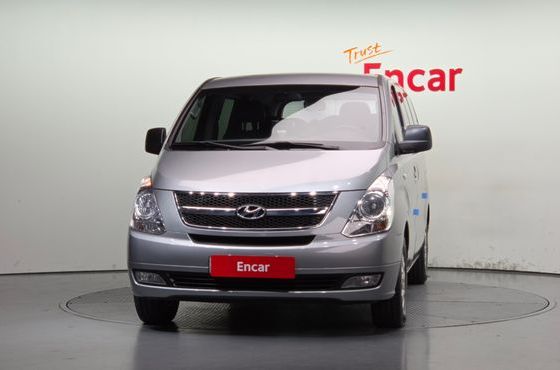 Hyundai Starex 11-Seater Wagon CVX Luxury — пробег 173 089 км — фото 3 из 5