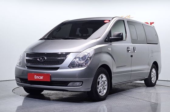 Hyundai Starex 12-Seater Wagon CVX Luxury — пробег 136 455 км — фото 1 из 5
