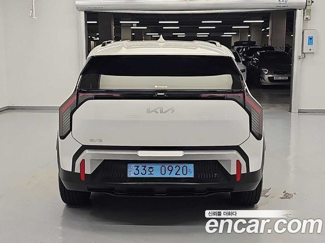 Kia EV3 из Кореи Encar