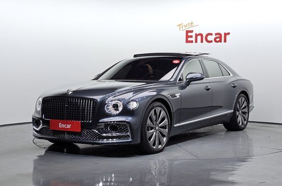 Bentley Flying Spur 4.0 — пробег 32 470 км — фото 1 из 5