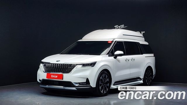 Kia Carnival Gasoline 9-Seater Hi-Limousine Signature — пробег 27 617 км — фото 1 из 5