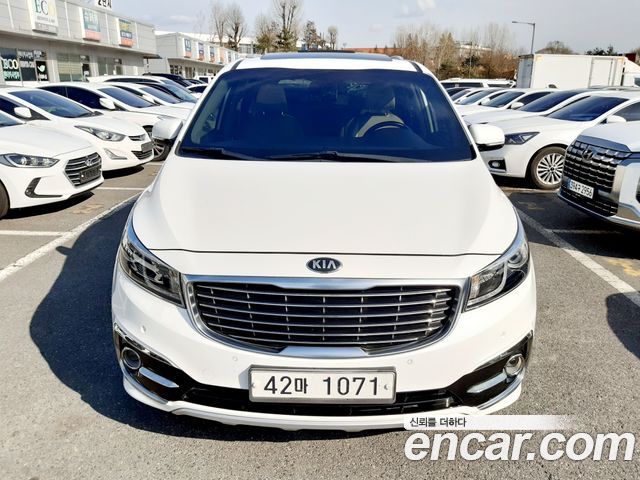 Kia Carnival из Кореи Encar