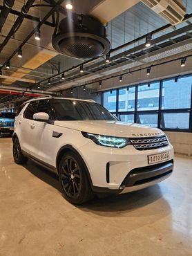 Land Rover Discovery 2.0 SD4 HSE — пробег 90 000 км — фото 2 из 5