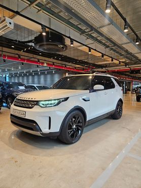 Land Rover Discovery 2.0 SD4 HSE — пробег 90 000 км — фото 3 из 5