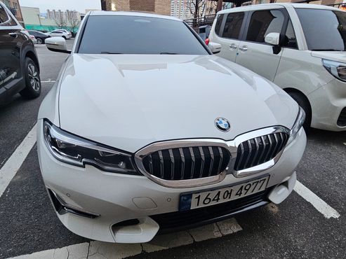 BMW 3-Series 320d Luxury — пробег 53 000 км — фото 1 из 5