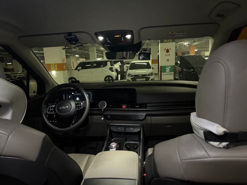 Kia Carnival HEV 9 seater Prestige — пробег 17 000 км — фото 5 из 5