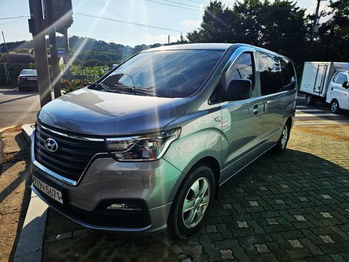 Hyundai Starex Wagon 11-Seater Smart — пробег 33 307 км — фото 4 из 5