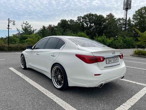 Infiniti Q50 3.5 Hybrid Essence — пробег 40 840 км — фото 3 из 5