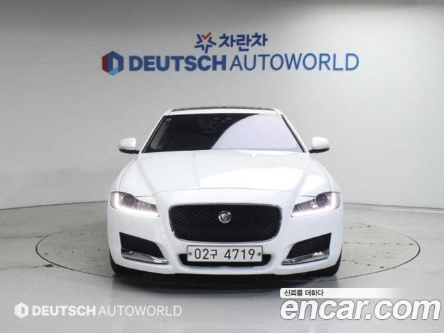 Jaguar XF 25t Prestige — пробег 128 532 км — фото 3 из 5