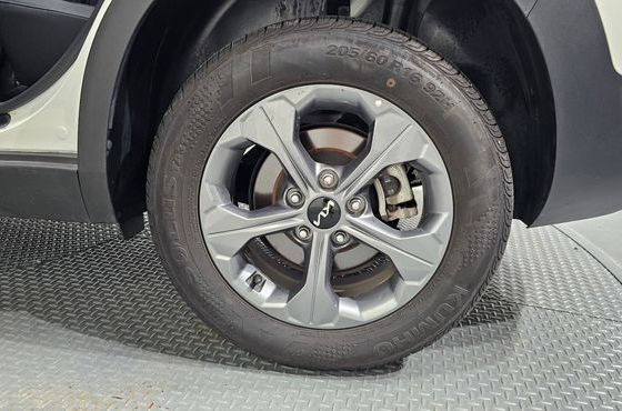 Kia Seltos Gasoline 1.6 Turbo 2WD Prestige — пробег 10 592 км — фото 5 из 5