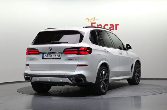 BMW X5 xDrive 30d M Sport — пробег 11 074 км — фото 2 из 5