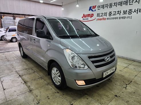 Hyundai Starex 5-Seater VAN CVX Luxury — пробег 92 959 км — фото 3 из 5