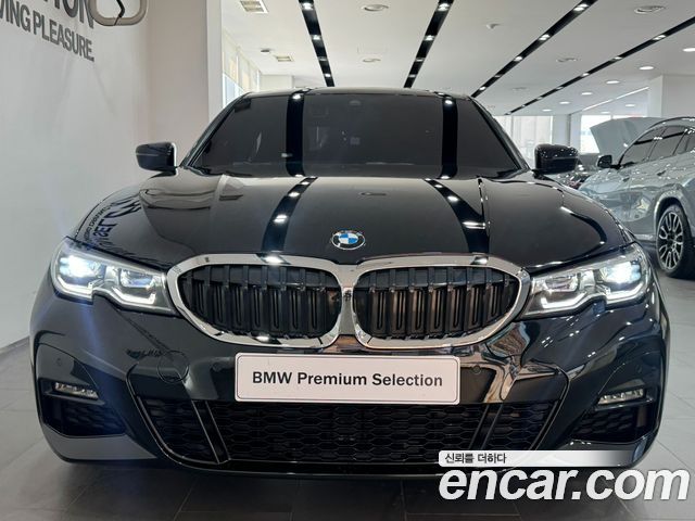 BMW 3-Series 320i M Sport — пробег 112 500 км — фото 3 из 5