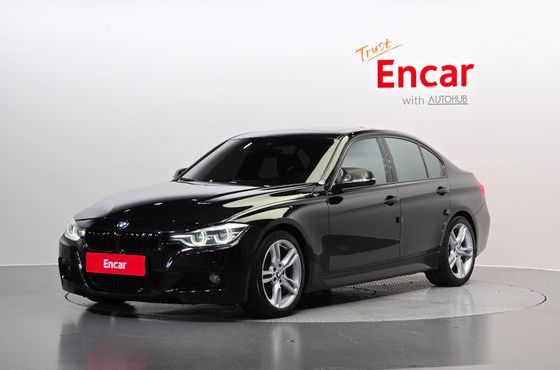 BMW 3-Series 330i M Sport Shadow — пробег 55 888 км — фото 1 из 5