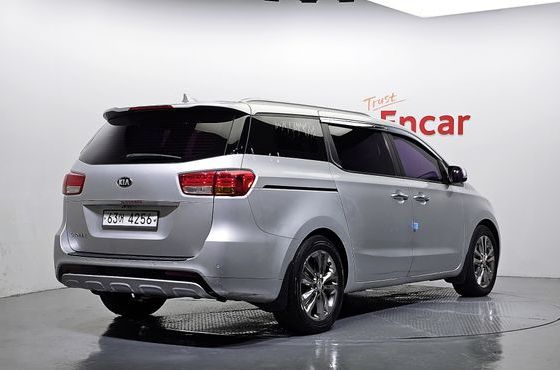 Kia Carnival 9-seater Prestige — пробег 188 374 км — фото 2 из 5