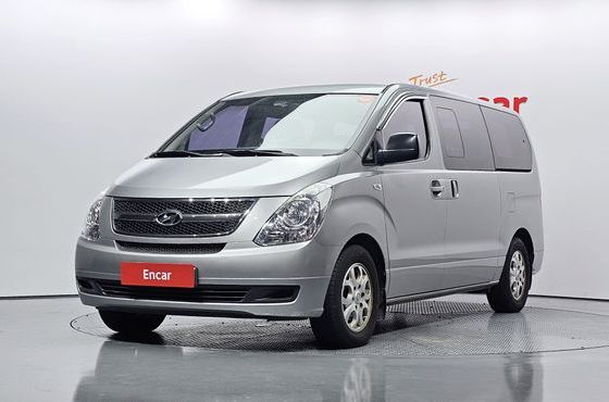 Hyundai Starex 12-Seater Wagon CVX Deluxe — пробег 81 290 км — фото 1 из 5