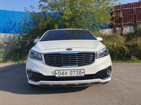 Kia Carnival 9-seater Noblesse — пробег 143 452 км — фото 2 из 5