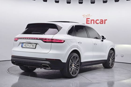 Porsche Cayenne 3.0 — пробег 96 064 км — фото 2 из 5