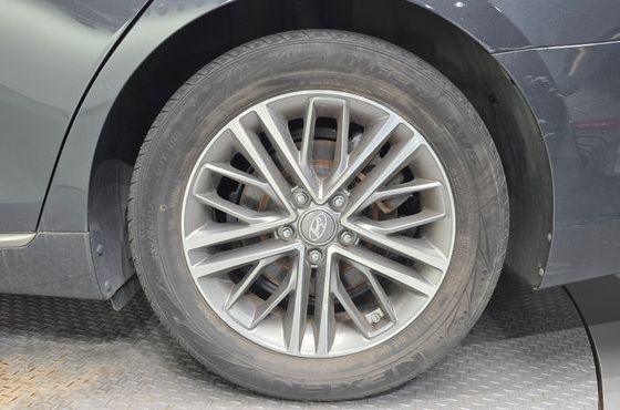Hyundai Grandeur 2.4 Premium — пробег 89 814 км — фото 5 из 5