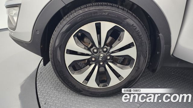 Kia Sportage Gasoline Turbo GDI 4WD Limited — пробег 124 997 км — фото 5 из 5
