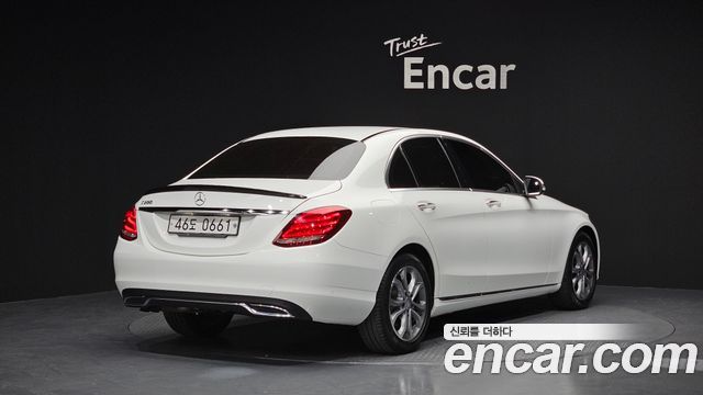 Mercedes-Benz C-Class C200 Avantgarde — пробег 73 050 км — фото 2 из 5