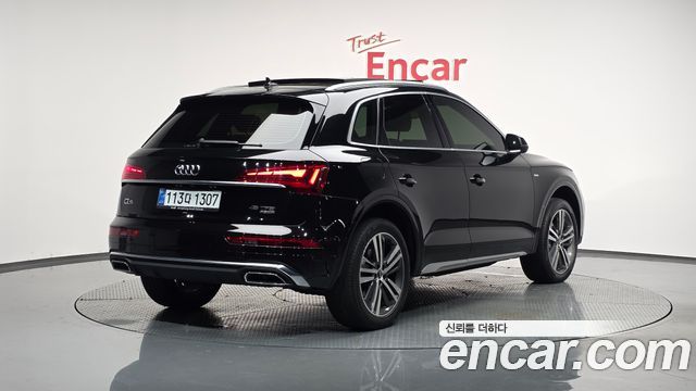 Audi Q5 45 TFSI Quattro Premium — пробег 43 258 км — фото 2 из 5