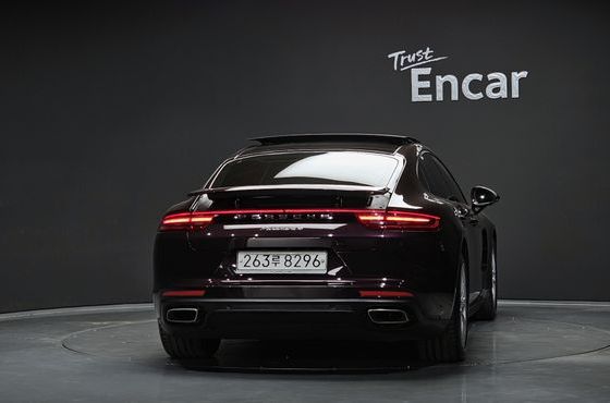 Porsche Panamera 3.0 AWD — пробег 41 082 км — фото 4 из 5