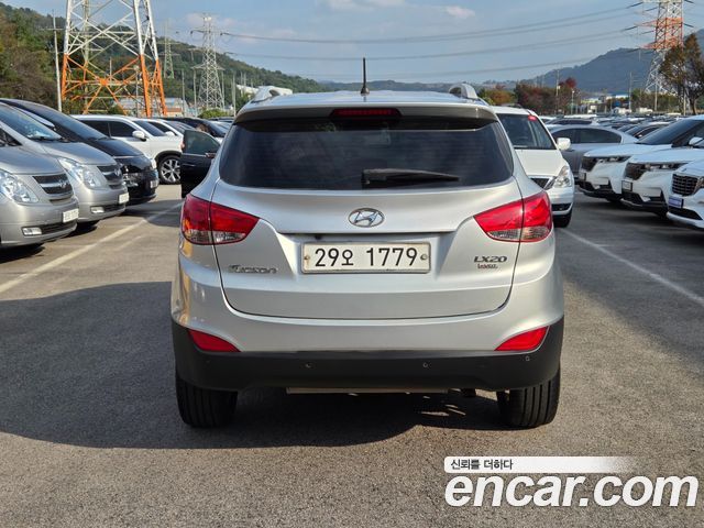 Hyundai Tucson Diesel 2WD LX20 Luxury — пробег 135 000 км — фото 4 из 5