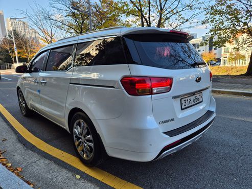 Kia Carnival 9-seater Noblesse — пробег 149 527 км — фото 4 из 5