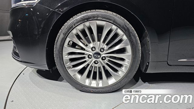 Kia K7 из Кореи Encar