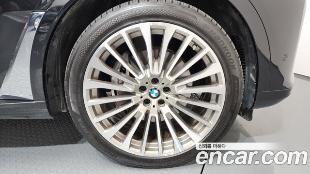 BMW X7 xDrive 40d Design Pure Excellence 7-Seater — пробег 105 154 км — фото 5 из 5