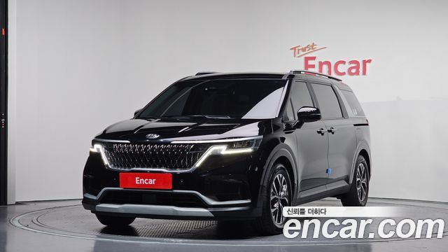 Kia Carnival 9-Seater Prestige — пробег 48 296 км — фото 1 из 5